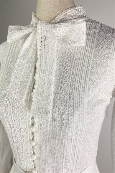 G0015 Dantel Detay Piliseli Elbise Beyaz