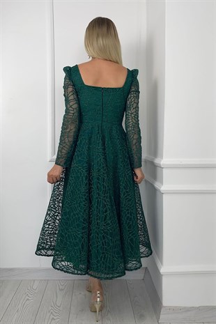 G0245 Kare Yaka Simli Midi Boy Tasarım Elbise Zümrüt