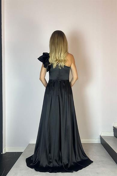 G0659 Tek Omuz Yırtmaç Detaylı Saten Maksi Abiye Elbise Siyah