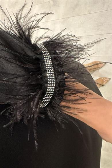 G0904 Kolları Otriş ve Taş Detaylı Elbise Siyah