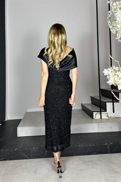 G1411 Saten Yaka Detaylı Tasarım Abiye Elbise Siyah