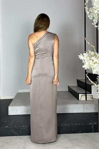 G1442 Tek Omuz Saten Tasarım Elbise Vizon