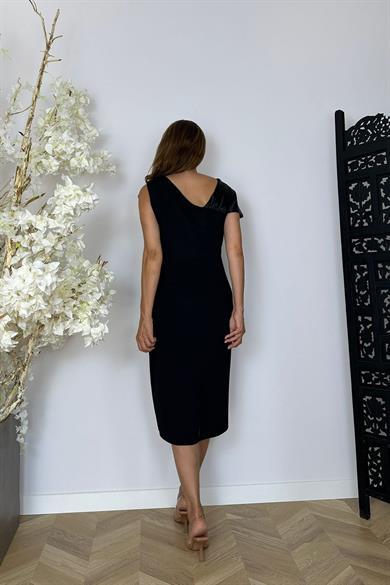 G1499 Yaka ve Taş Detaylı Abiye Elbise Siyah