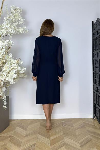 G1564 Şifon Kol Broş Detaylı Elbise Lacivert
