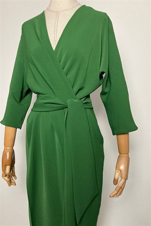 M2009 Kruvaze Yaka Kuşaklı Elbise Yeşil