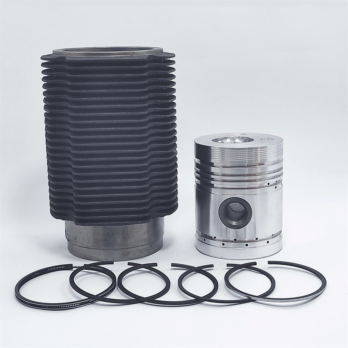 KİT (PİSTON + SEGMAN SETİ + MOTOR GÖMLEĞİ-HAVA SOĞUTMALI- ÇAP: 101.65 mm): LISTER / HA-2 / HA-3 / HA-4 / HA-6 / HB-2 / HB-3 / HB-4 / HB-6 / HW-2 / HW-3 / HW-4 / HW-6