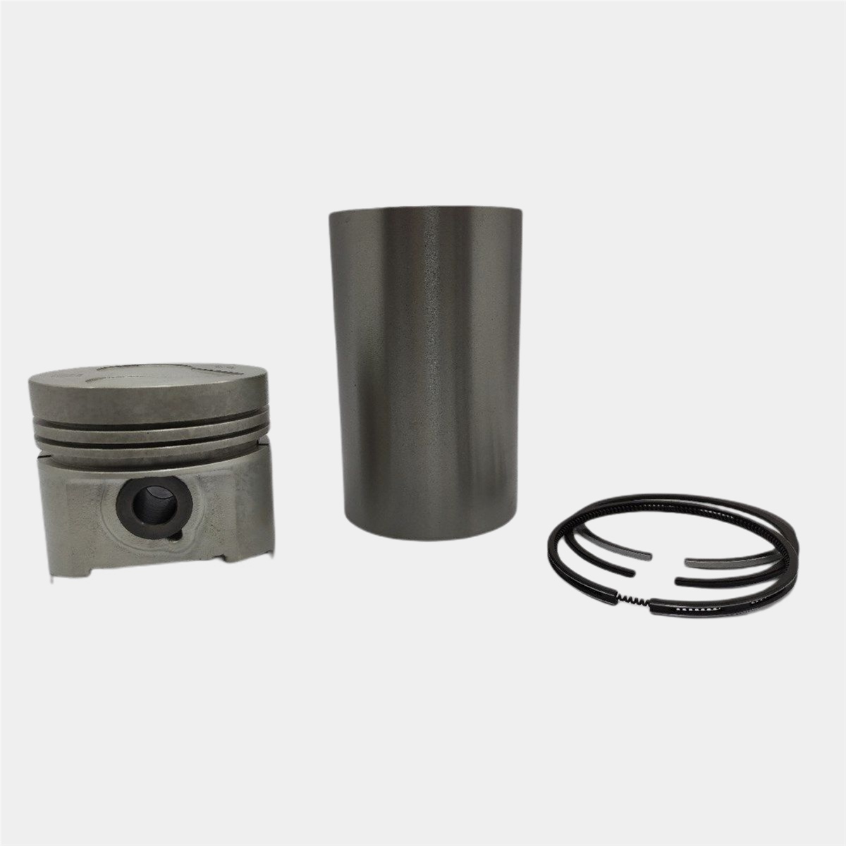 KİT (PİSTON + SEGMAN SETİ + MOTOR GÖMLEĞİ - SEMİ  FİNİŞ - ÇAP: 83.00 mm): KUBOTA / D1503 / V2003