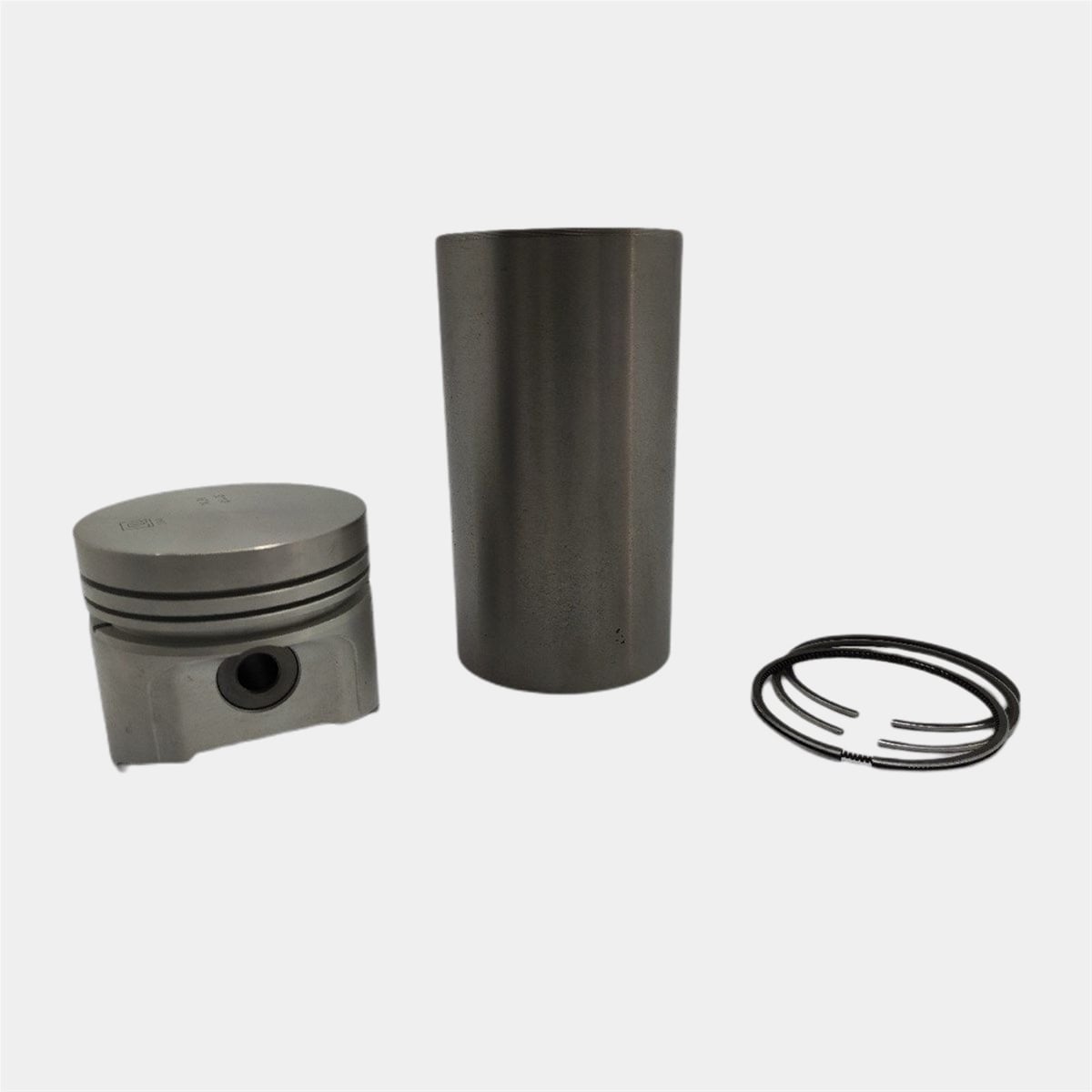 KİT (PİSTON + SEGMAN SETİ + MOTOR GÖMLEĞİ - SEMİ  FİNİŞ - ÇAP: 75.00 mm): KUBOTA / D950 / V1200
