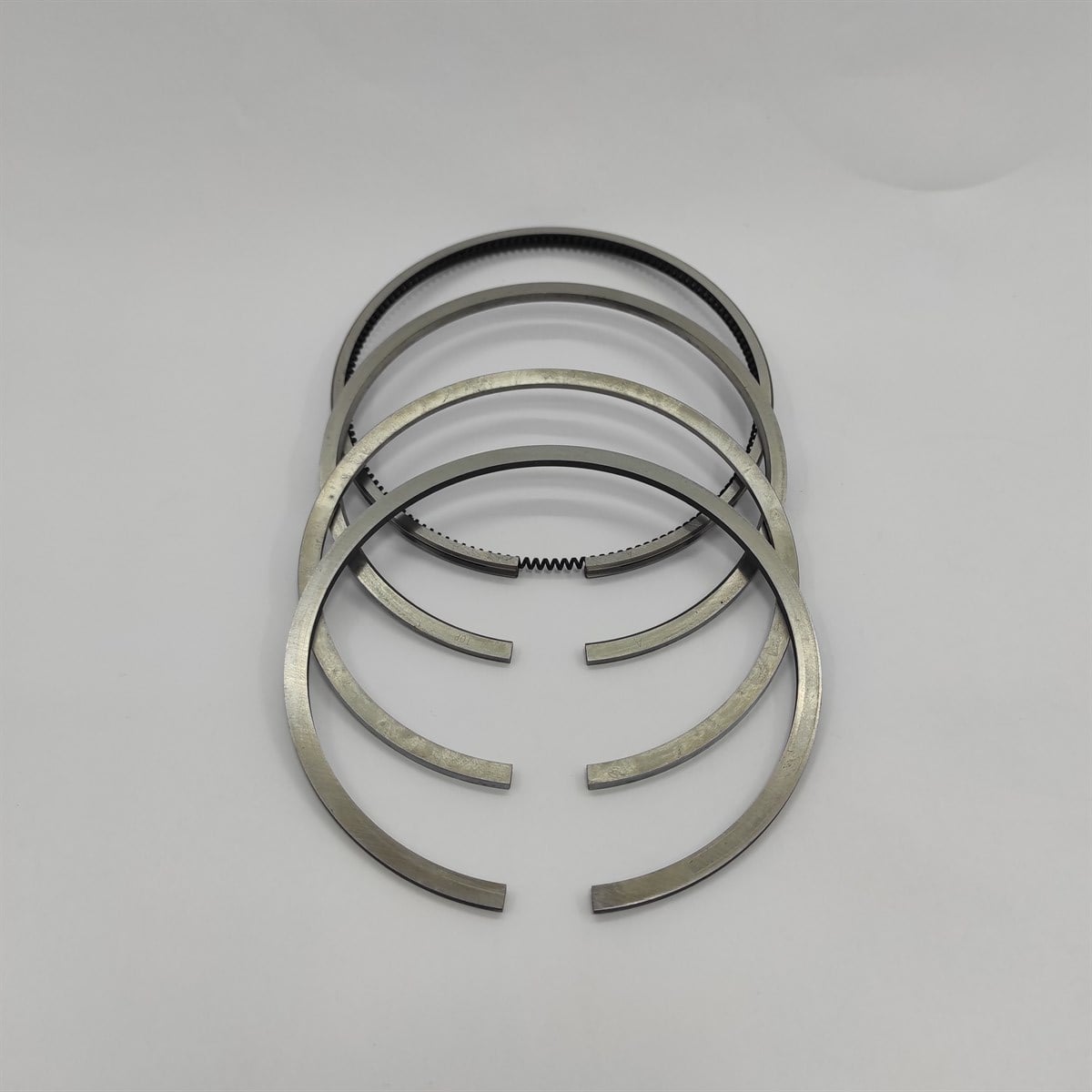 SEGMAN SETİ (STD - ÇAP: 105.00 mm): VM / 1051 SU / 1052 SU / 1053 SU / 1054 SU / 1056 SU / SUN 2105 / SUN 3105 / SUN 4105 / SUN 6105 / REFERANS NO: 10270073A