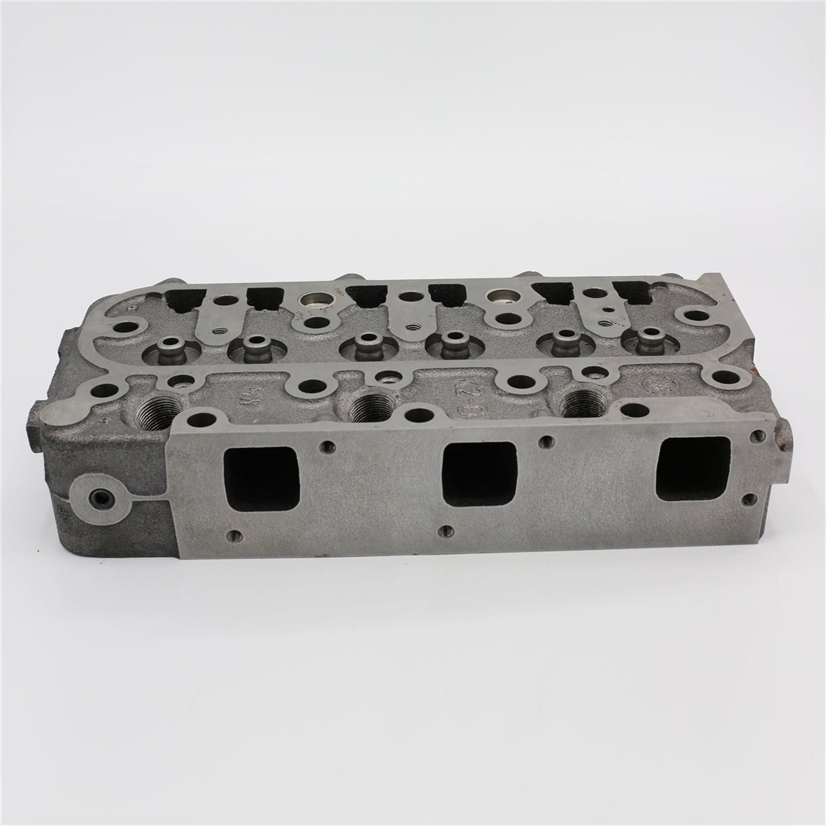 SİLİNDİR KAPAĞI: KUBOTA / D1105 / REFERANS NO: 16030-03044