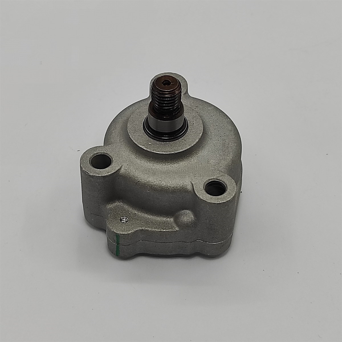 YAĞ POMPASI: KUBOTA / Z482 / D722 / REFERANS NO: 16851-35012
