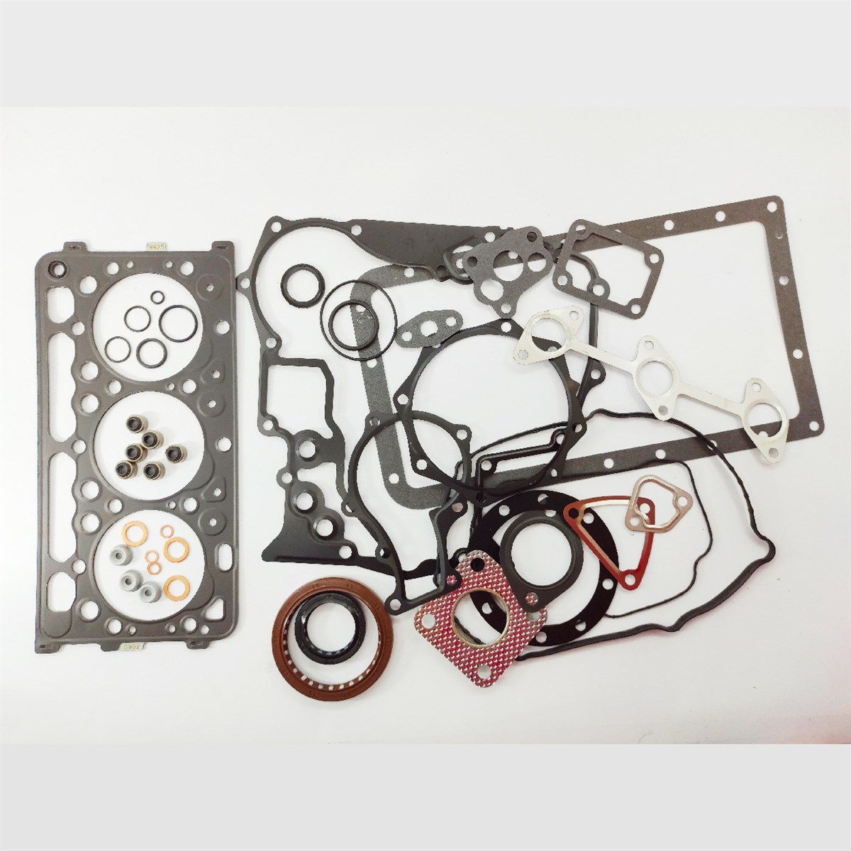 GASKET SET (FULL - CYLINDER HEAD STEEL): KUBOTA / D902