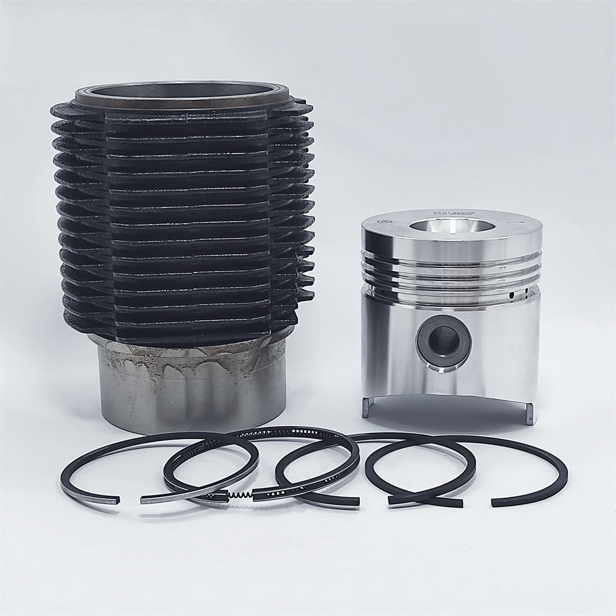 REPAIR KIT (PISTON + PISTON RING SET + CYLINDER LINER - DIAMETER: 90.00 mm): RUGGERINI / RF 120 / RF 121