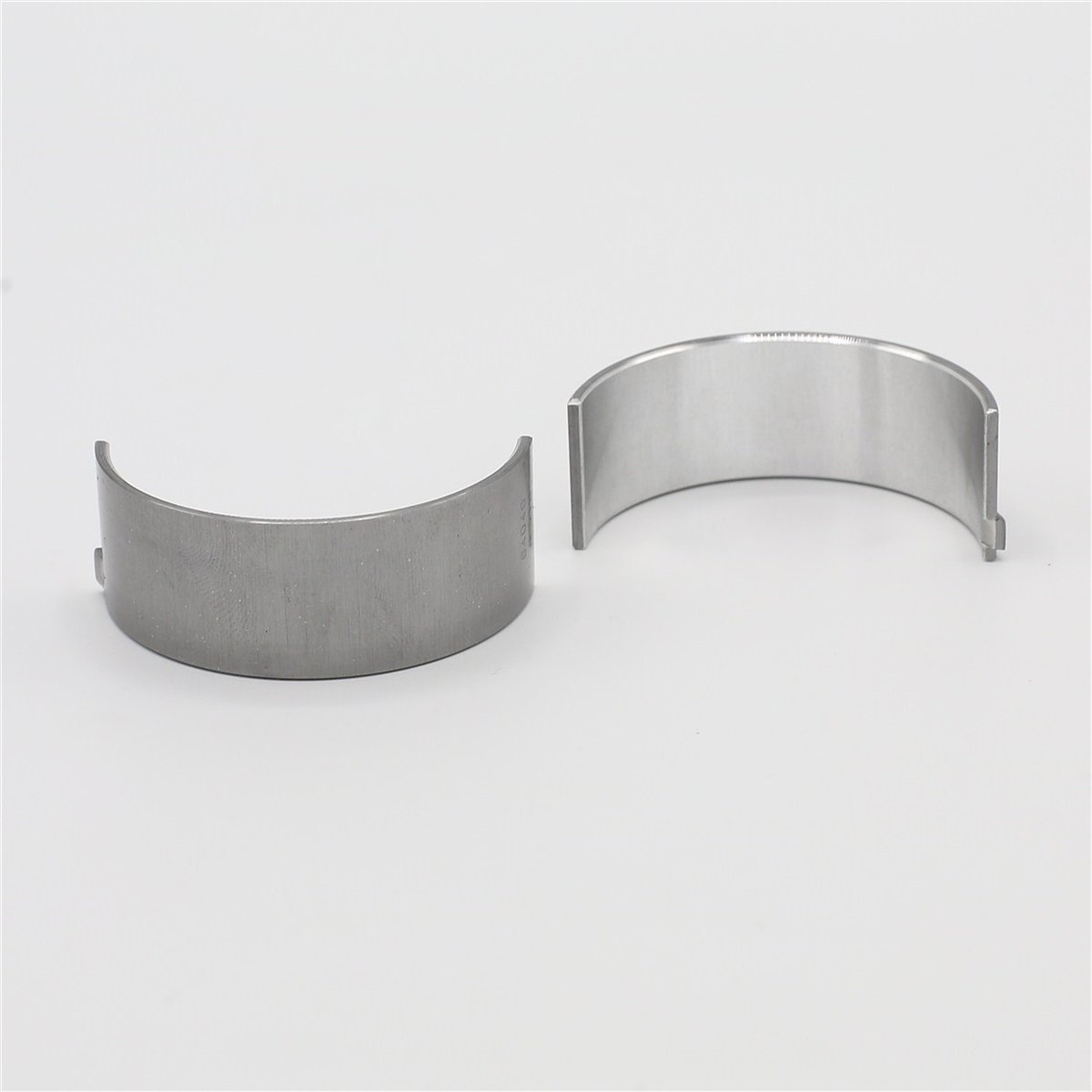 COJINETE DE BIELA (0.50): LOMBARDINI / 7LD 600 / 7LD 665 / 7LD 740 / 8LD 665-2 / 8LD 740-2 / LDW 1503 / LDW 2004 / LDW 1603 / LDW 2204 / LDA 710 / LDA 720 / LDA 904 / LDA 914 / NÚMERO REFERENCIA: 1640 053