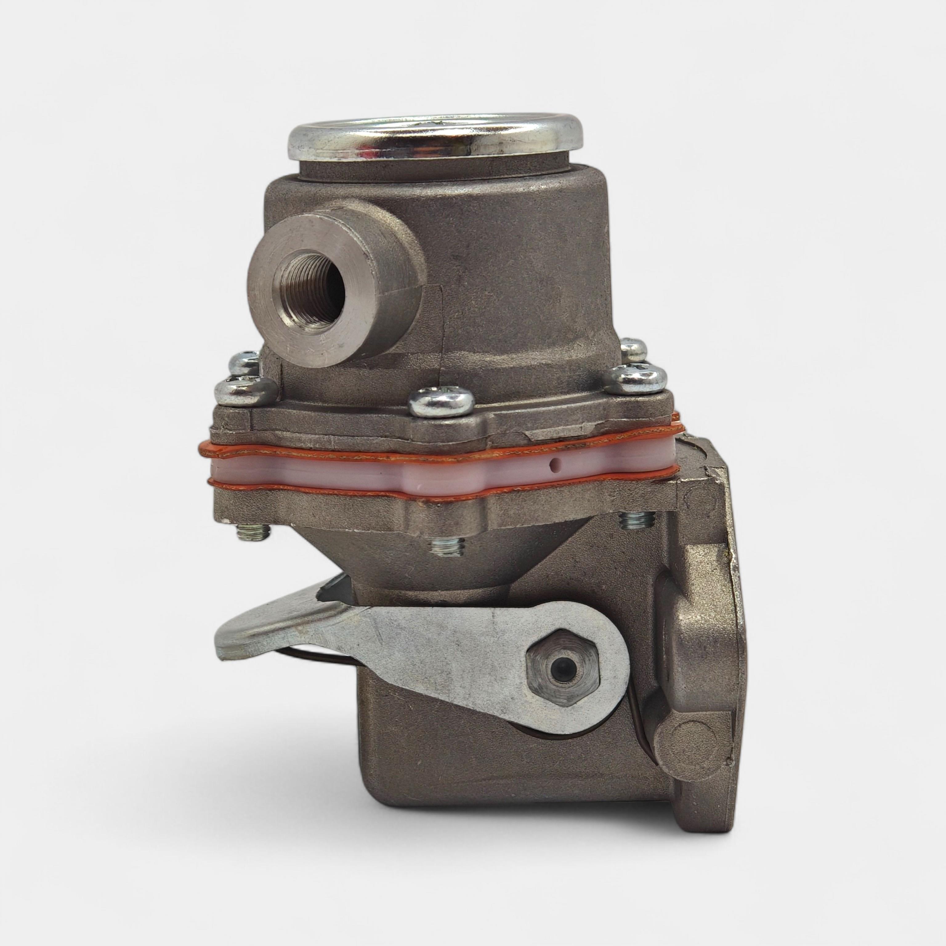 FUEL FEED PUMP: LOMBARDINI / LDA 450 / 3LD 510 / LDA 80 / 12LD 477-2 / REFERENCE NUMBER: 6585 031