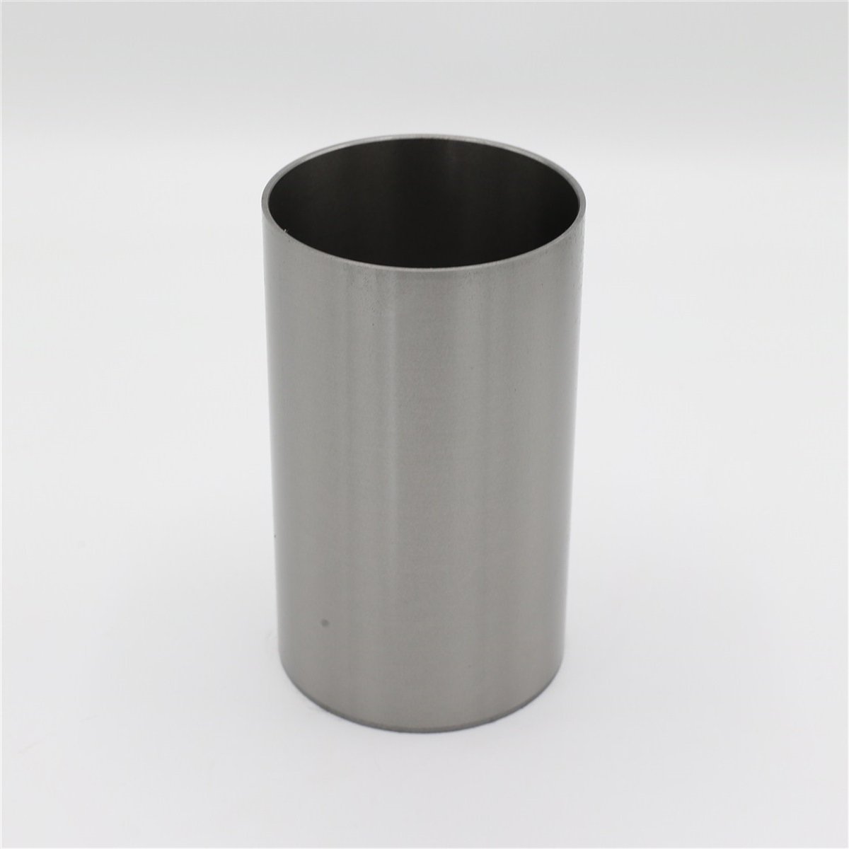 CYLINDER LINER (SEMI FINISHED - DIAMETER: 82.00 mm) : KUBOTA / D1302 / V1702 / S2600 / REFERENCE NUMBER: 15201-02310