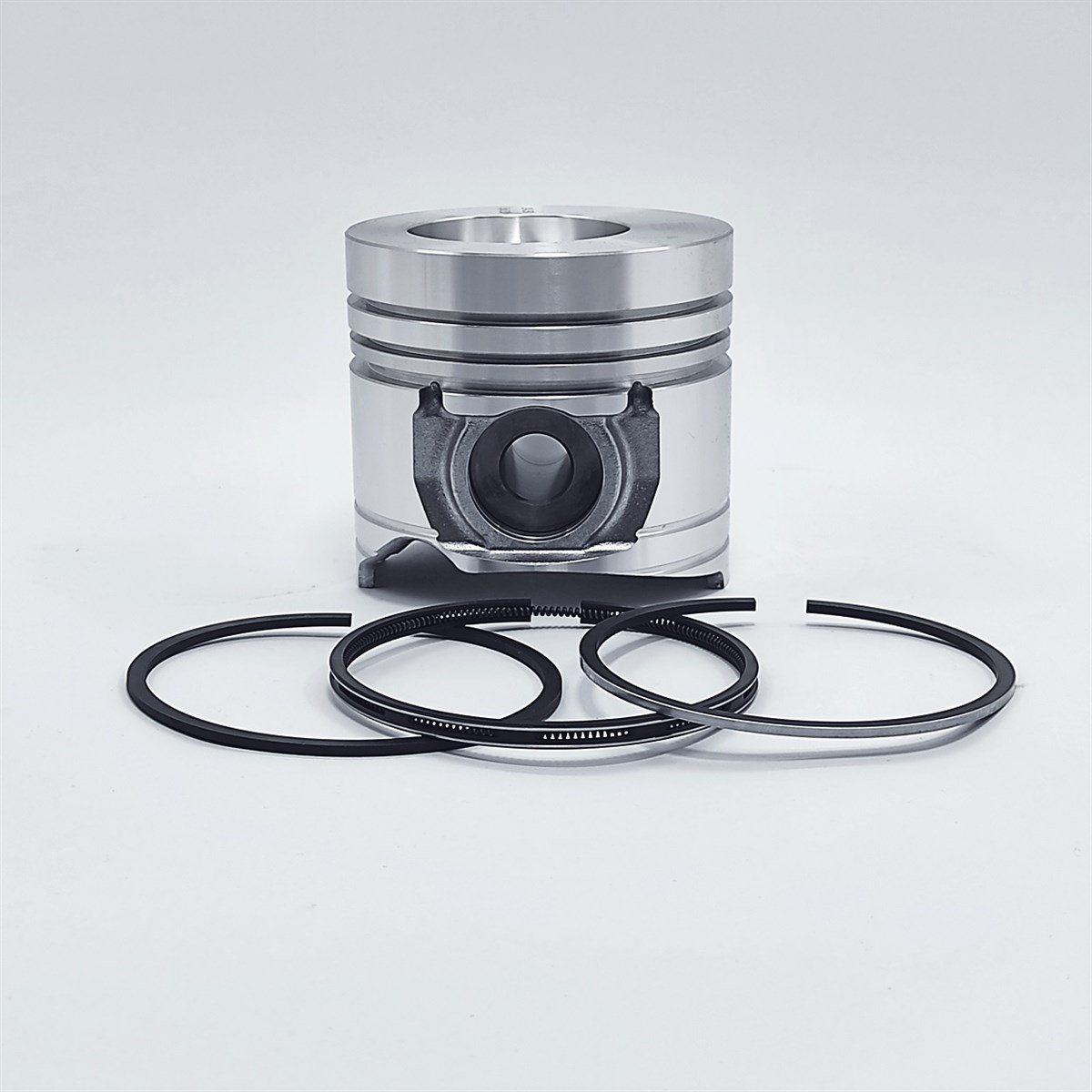 PISTON + PISTON RING SET (0.50 - DIAMETER:105.50 mm) : SAME / LAMBORGHINI / 1000.3 A / 1000.3 A5 / 1000.4 A / 1000.4 A1 / 1000.4 A3 / 1000.4 A4 / 1000.4 A5 / 1000.6 A / 1000.6 A1 / 1000.4 W / 1000.6 WT / REFERENCE NUMBER: 0.379.0061.6-S