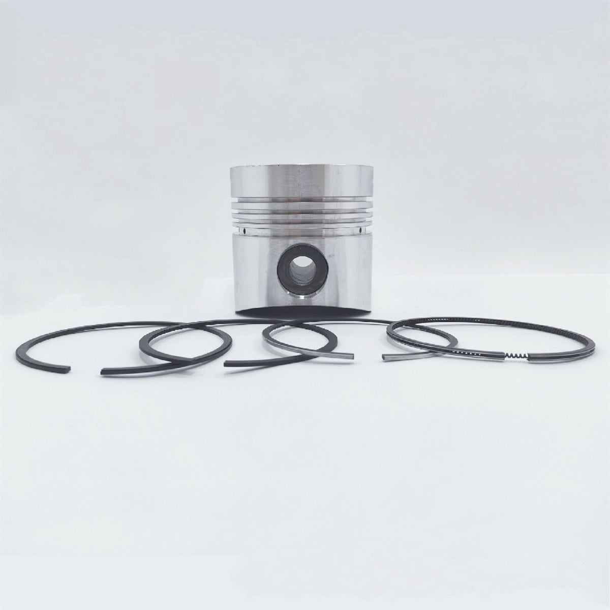 PISTON + PISTON RING SET (1.00 - DIAMETER: 101.00 mm) : LOMBARDINI / LDA 832 / LDA 833 / LDA 834 / 5LD 825-2;3;4