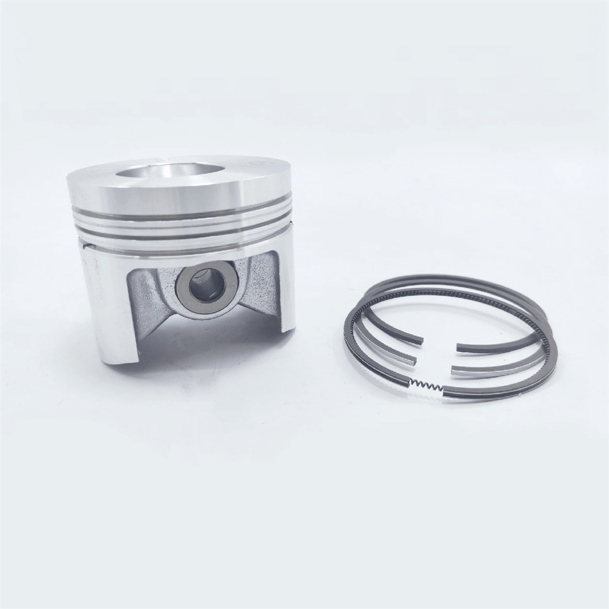 PISTON + PISTON RING SET (1.00 - DIAMETER: 83.00 mm) : RUGGERINI / RY 75