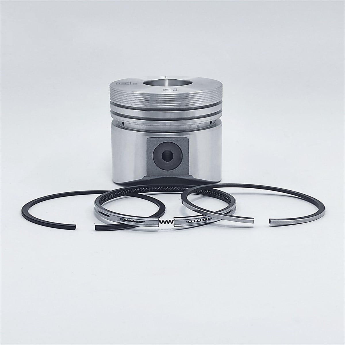 PISTON + PISTON RING SET (3R) (0.50 - DIAMETER : 82.50 mm) : LOMBARDINI / 6LD 360 / LDA 530