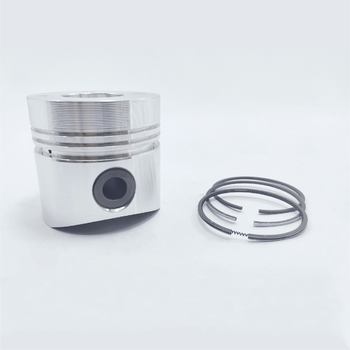 PISTON + PISTON RING SET (STD - DIAMETER : 95.00 mm) : LOMBARDINI / 8LD 665-2