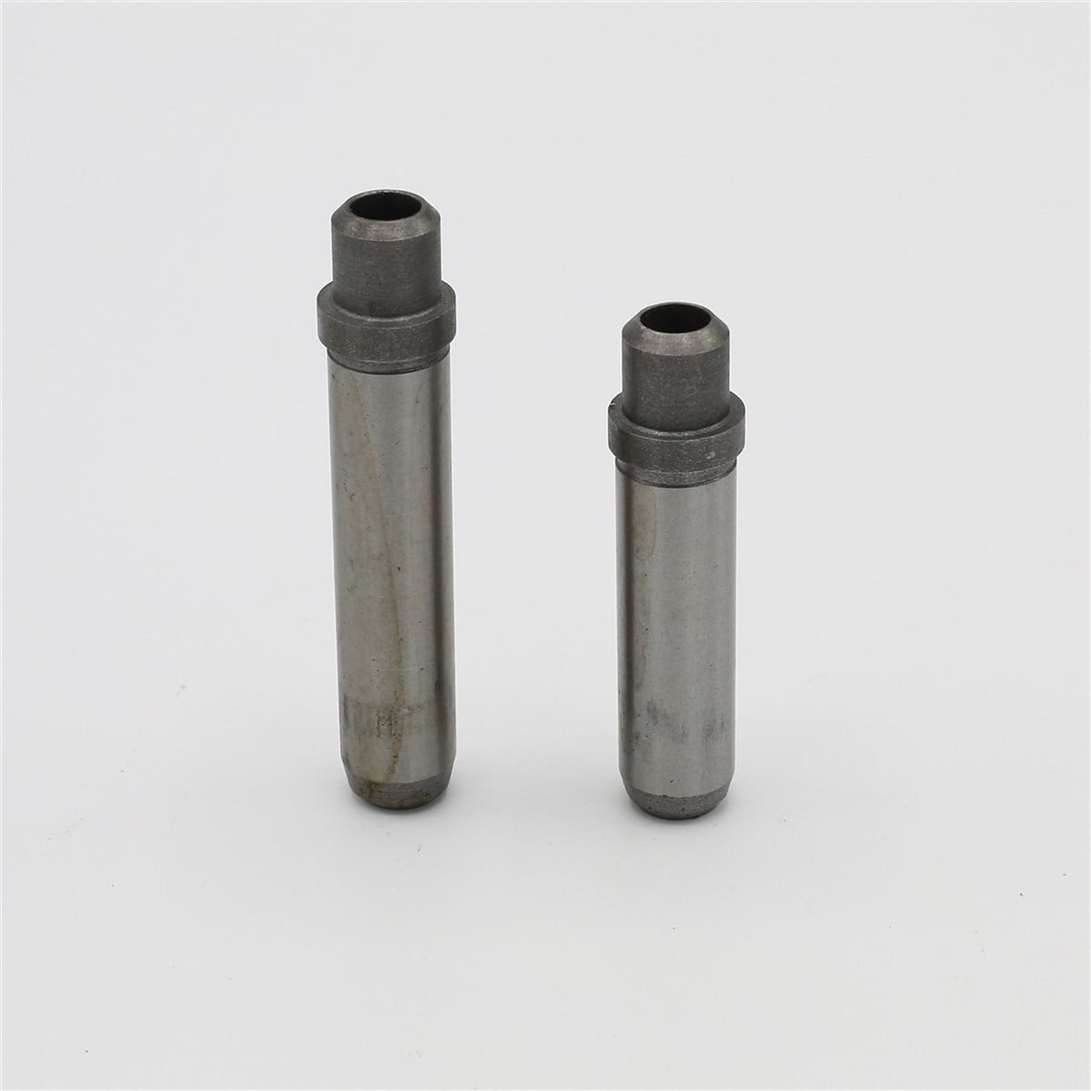 VALVE GUIDE SET (In+Ex) : SAME / LAMBORGHINI / 983 P / 984 P / 986 P / 1053 P / 1054 P / 1056 P / 1052 LP / 1053 L / 1054 L / 1056 L / REFERENCE NUMBER: 0.037.1416.0 + 0.037.1417.0 / 10