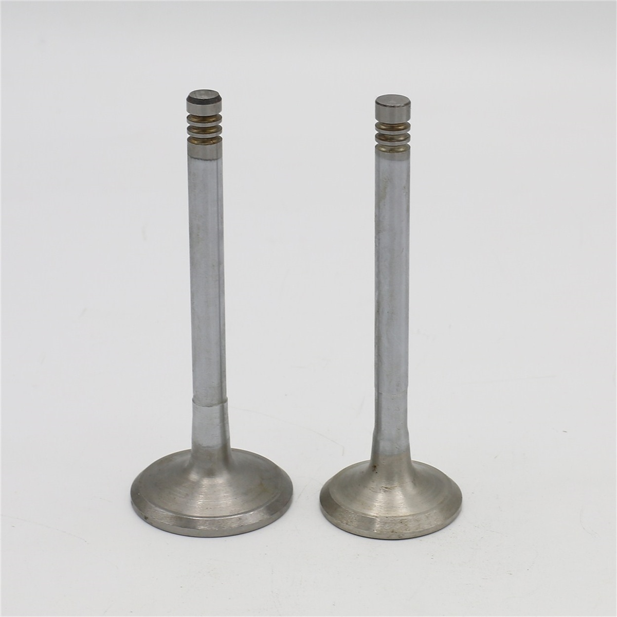 ENGINE VALVE SET (In+Ex) : HATZ / 2G40 / REFERENCE NUMBER: 042 229 00+228 00