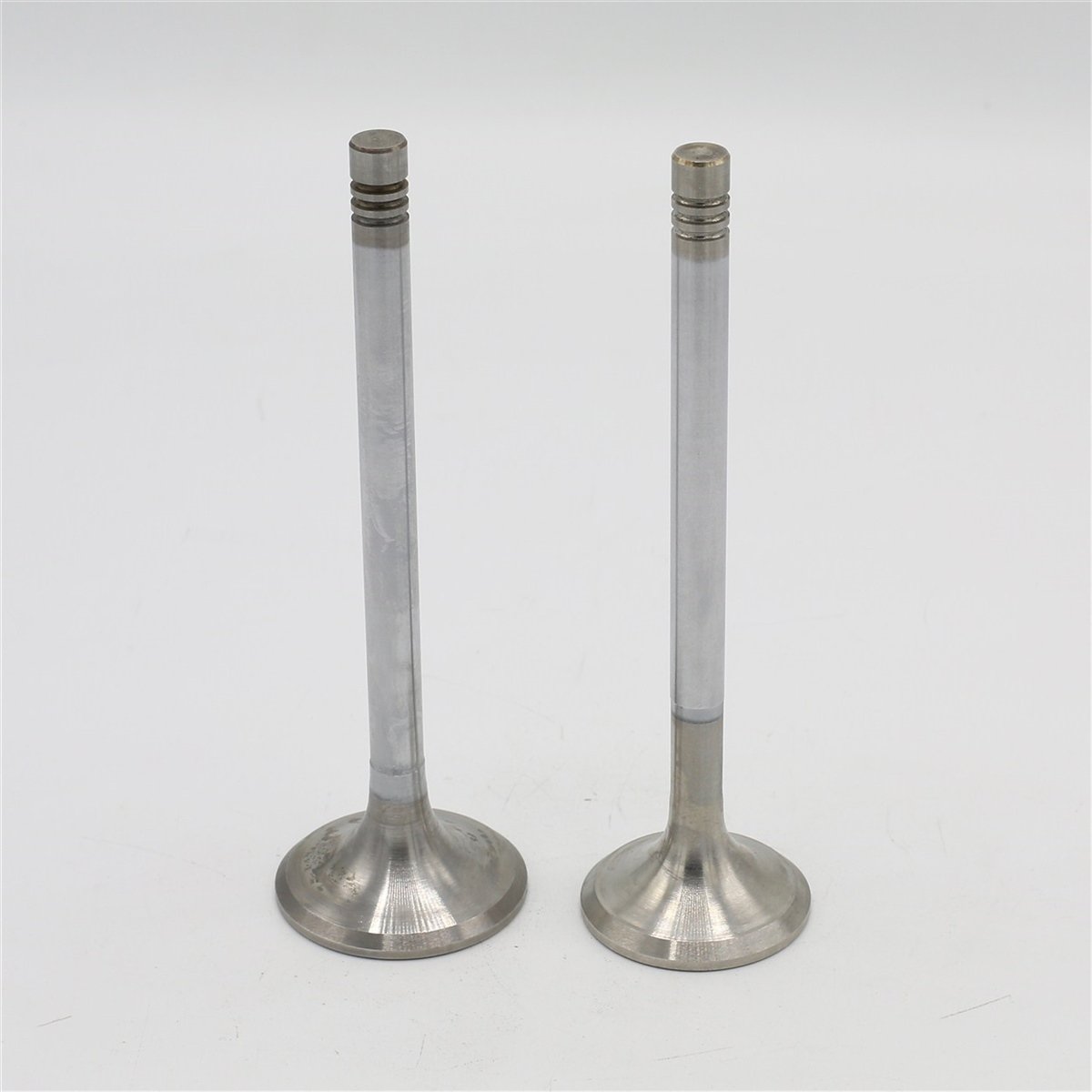 JEU DE SOUPAPE MOTEUR (In+Ex): HATZ / 2L41 / 2M41 / RÉFÉRENCE NOMBRE: 041 084 00+085 00