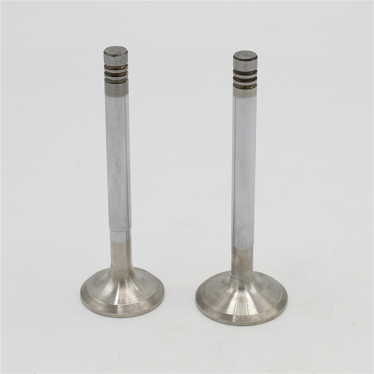 ENGINE VALVE SET (In+Ex) : HATZ / E786 / REFERENCE NUMBER: 037 659 00+030 199 10