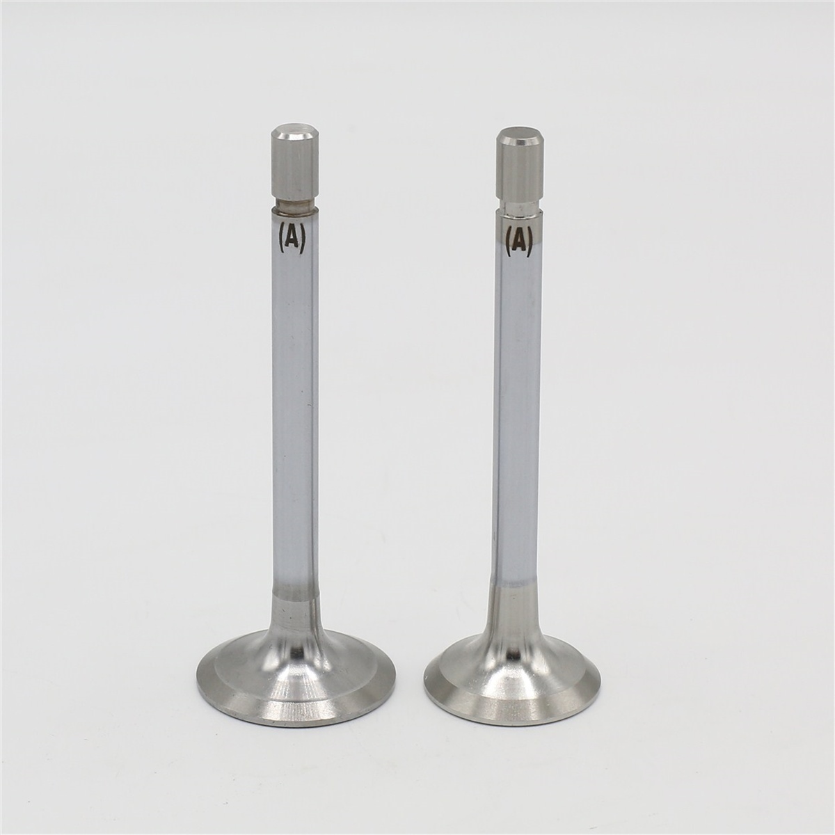 ENGINE VALVE SET (In+Ex) : KUBOTA / D905 / D1005 / D1105 / V1205 / V1305 / V1505 / REFERENCE NUMBER: 1G673-13110 + 1G673-13120