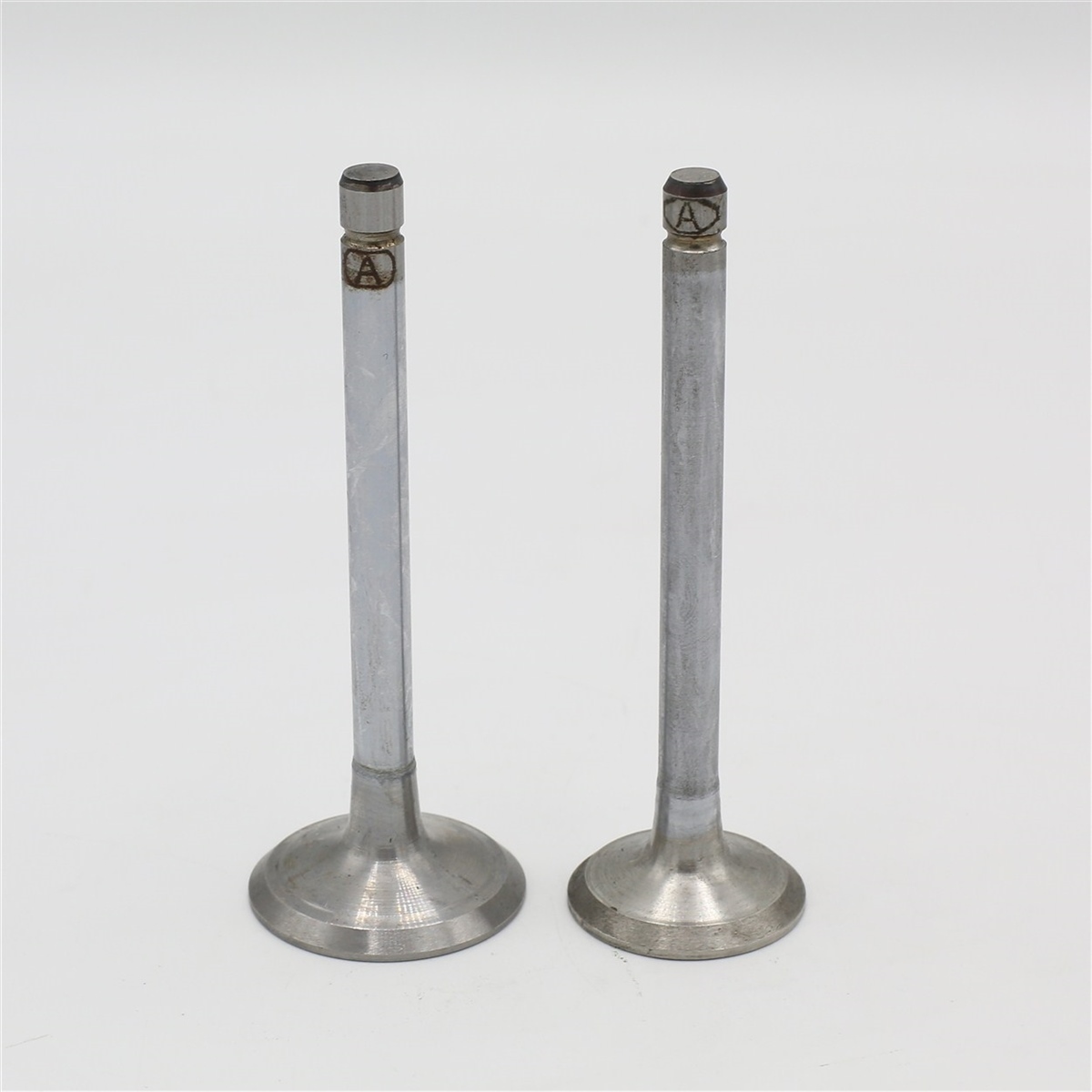 ENGINE VALVE SET (In+Ex) : KUBOTA / V2003 / V2403 / REFERENCE NUMBER: 1G896-13110 + 1G896-13120