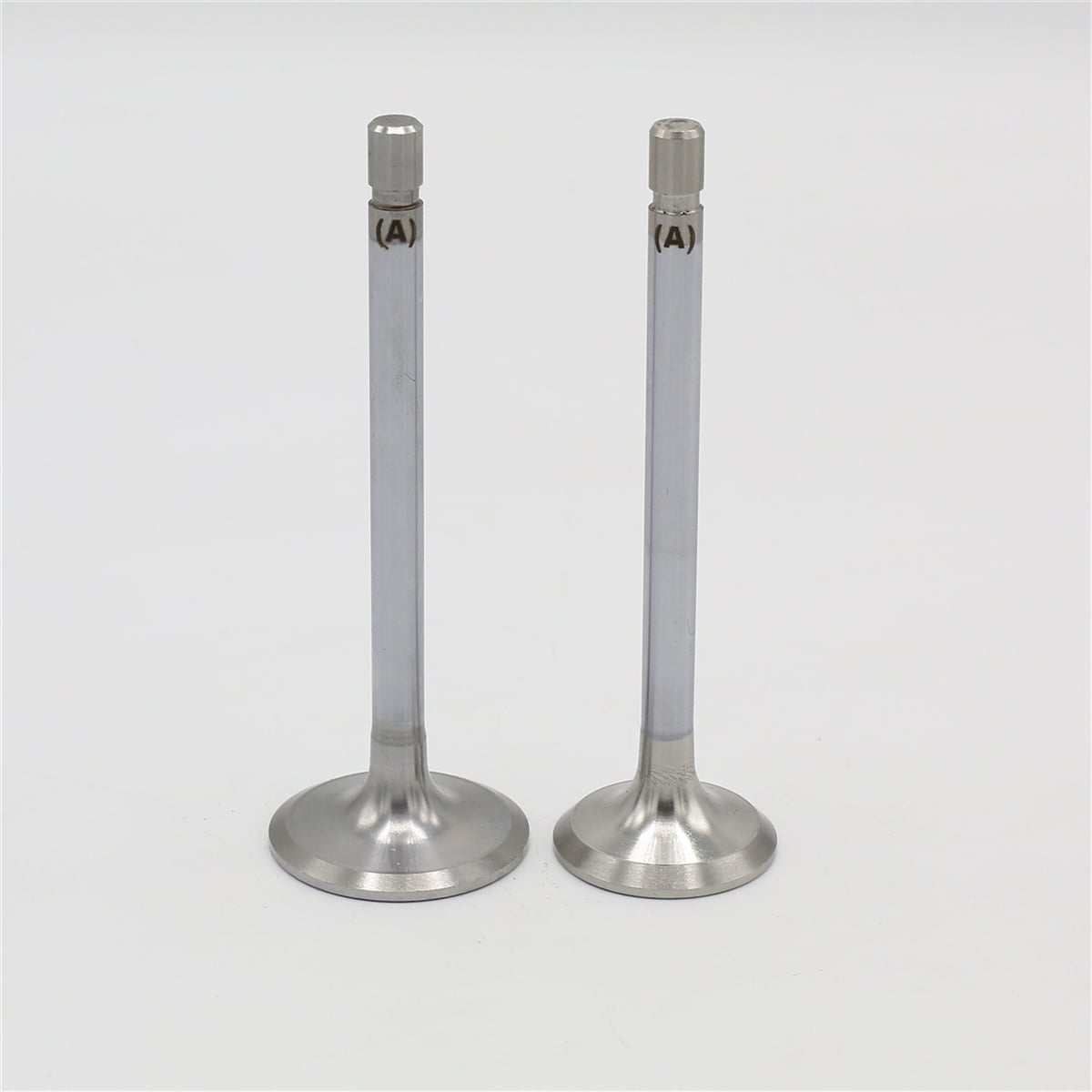 ENGINE VALVE SET (In+Ex) : KUBOTA / V3300-DIE / V3800 / REFERENCE NUMBER: 1C020-13112 + 1C020-13122