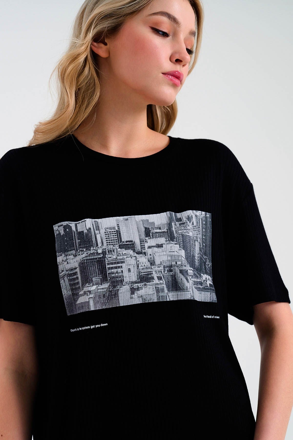 Baskılı Siyah Oversize Kadın T-shirt