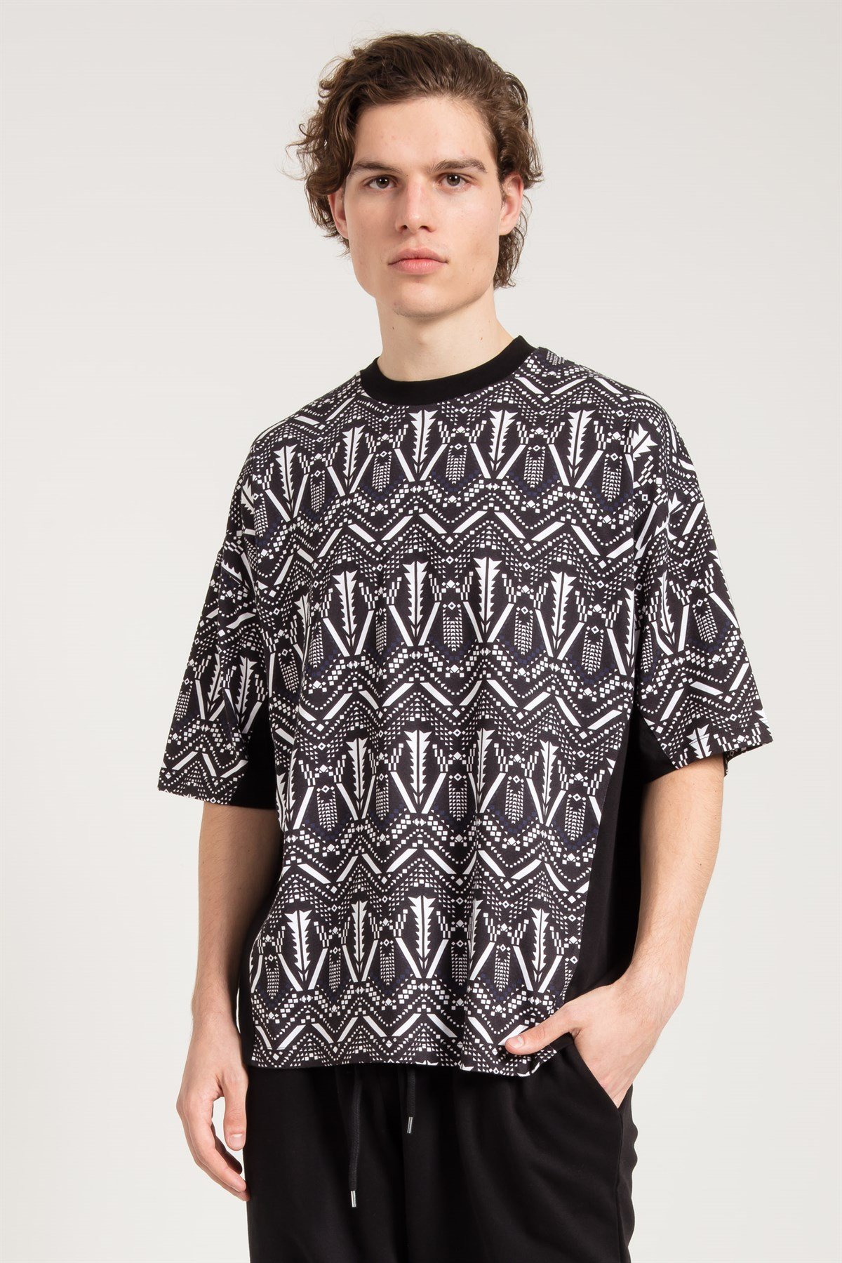 Desenli Oversize Siyah Unisex T-shirt