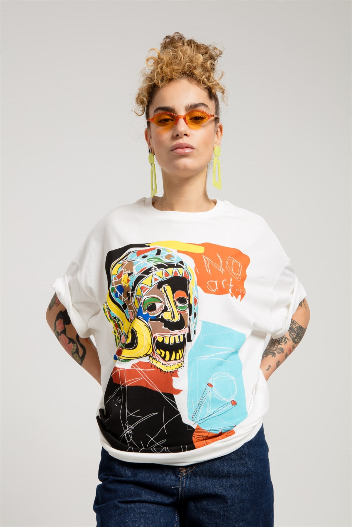 Kadın Renkli Baskılı Oversize Beyaz T-shirt Elbise