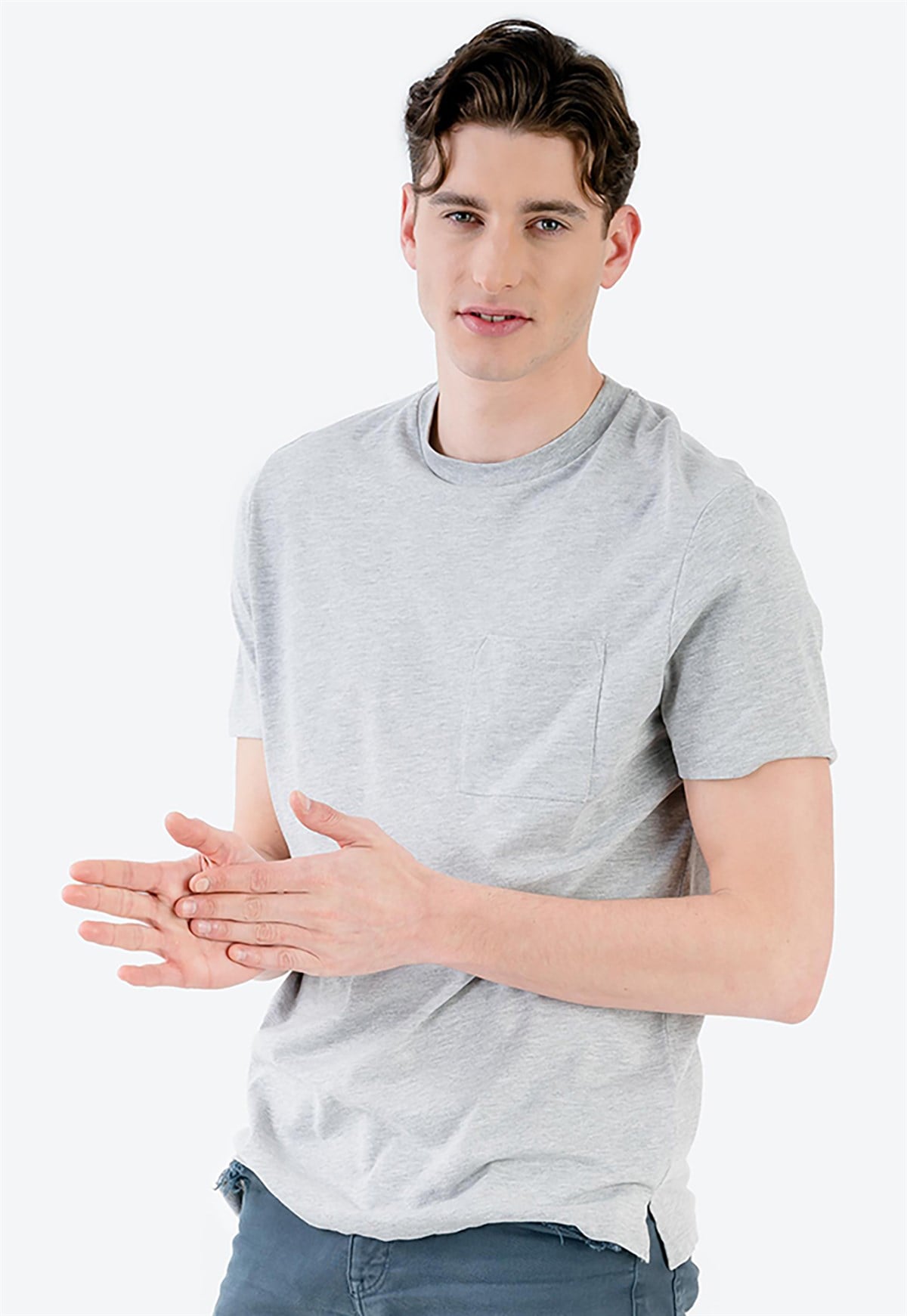 Önü Cepli Gri Basic Erkek T-shirt