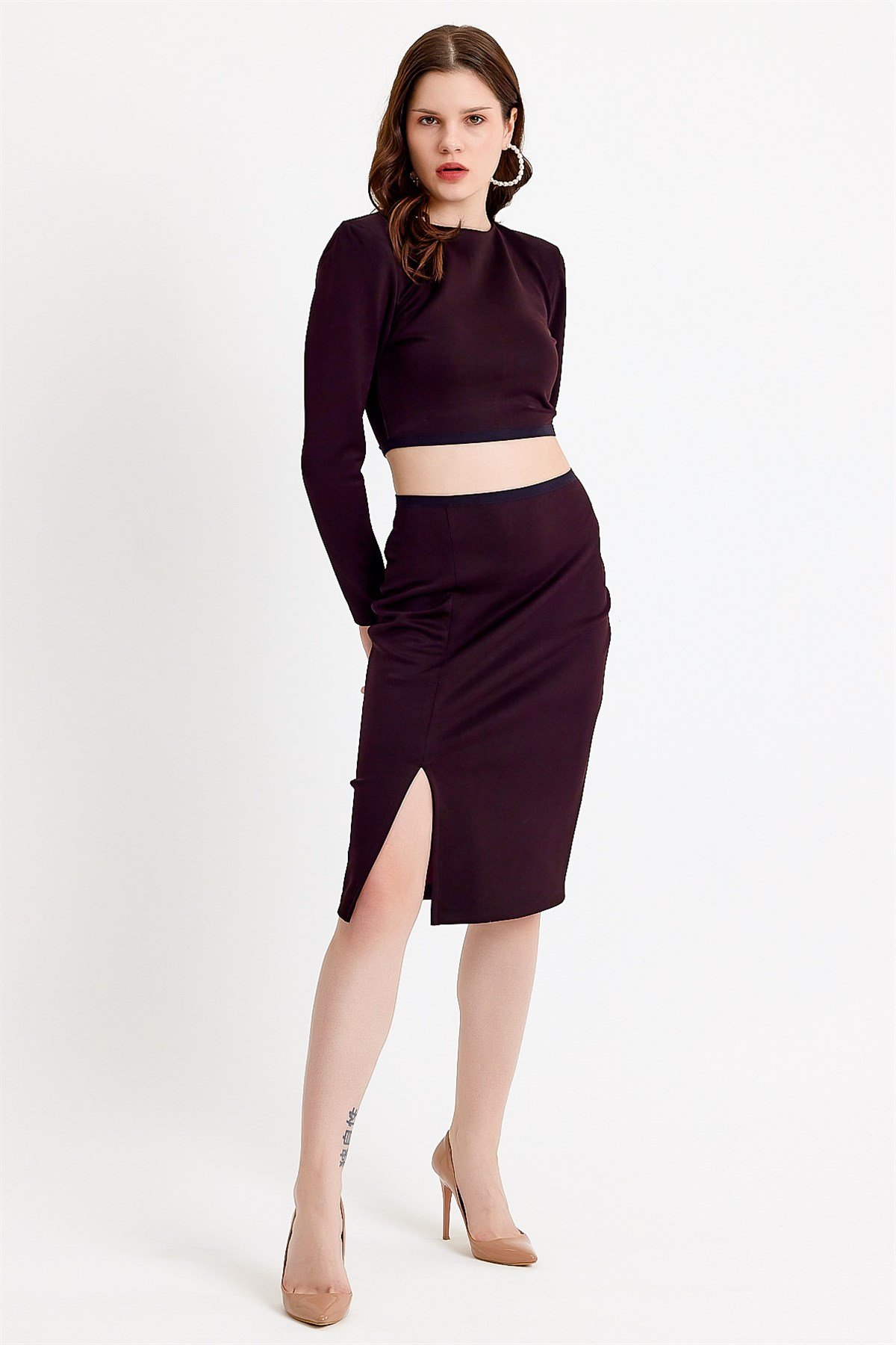 Yırtmaç Detaylı Siyah Midi Etek