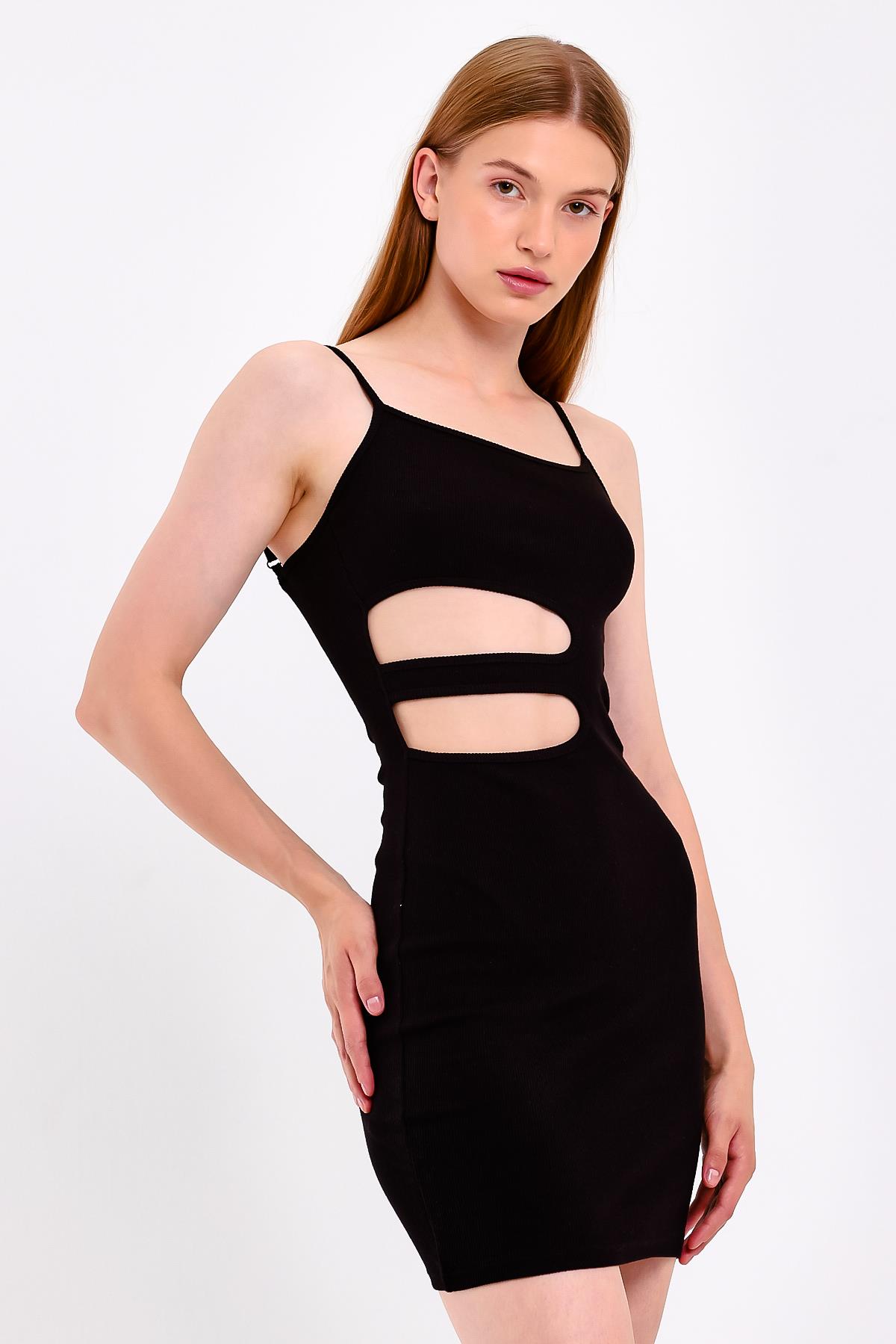 Cut Out Ayarlanabilir Askılı Siyah Örme Elbise