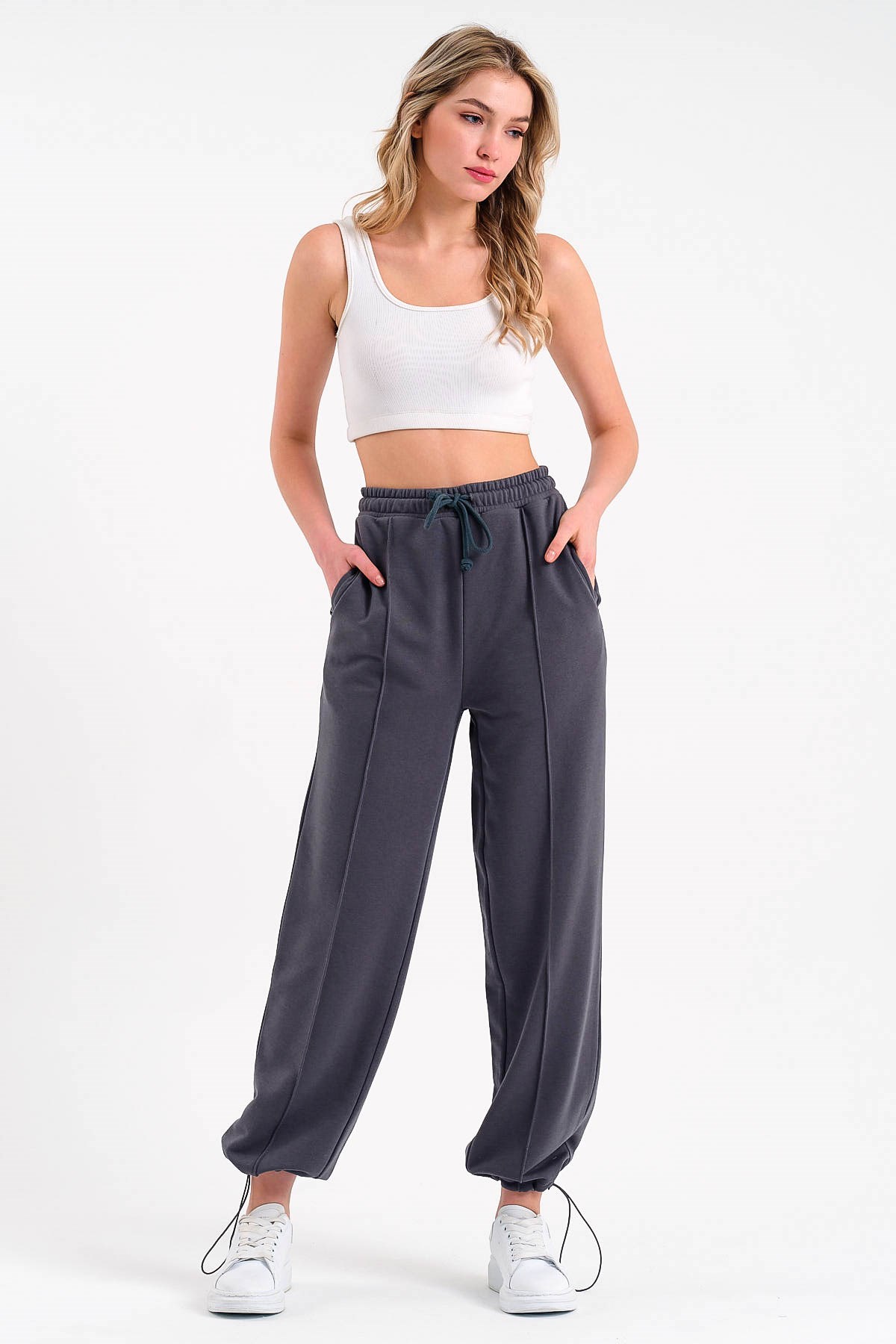 Extreme Oversized Jogger in Grey
