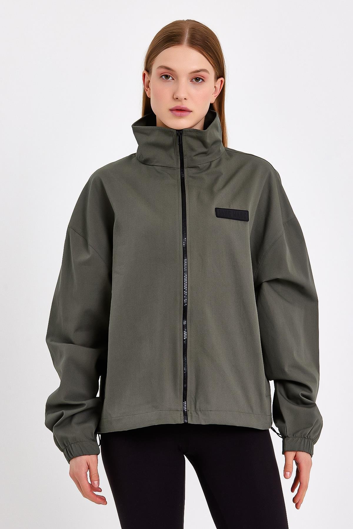 Fermuarlı Haki Kadın Yağmurluk