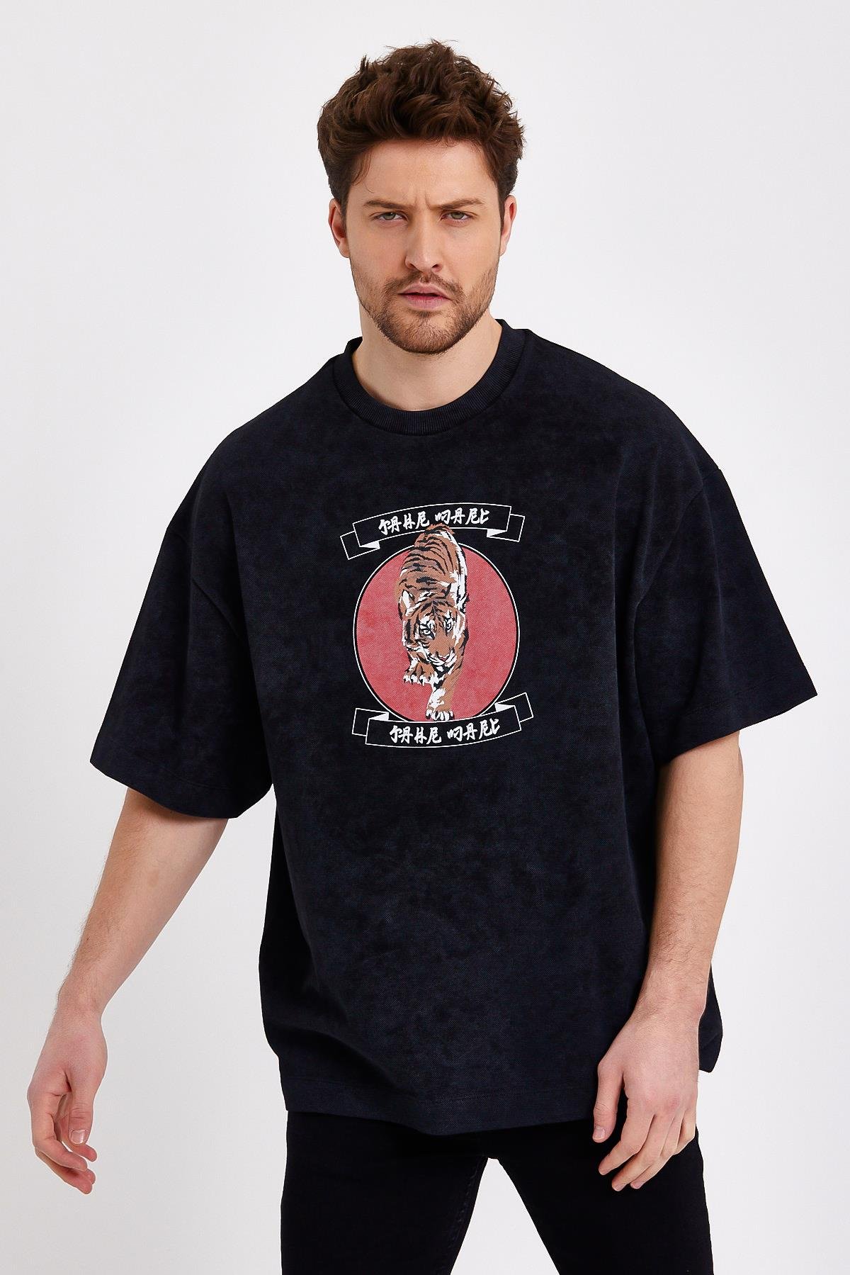 Siyah Oversize Baskılı Erkek T-shirt