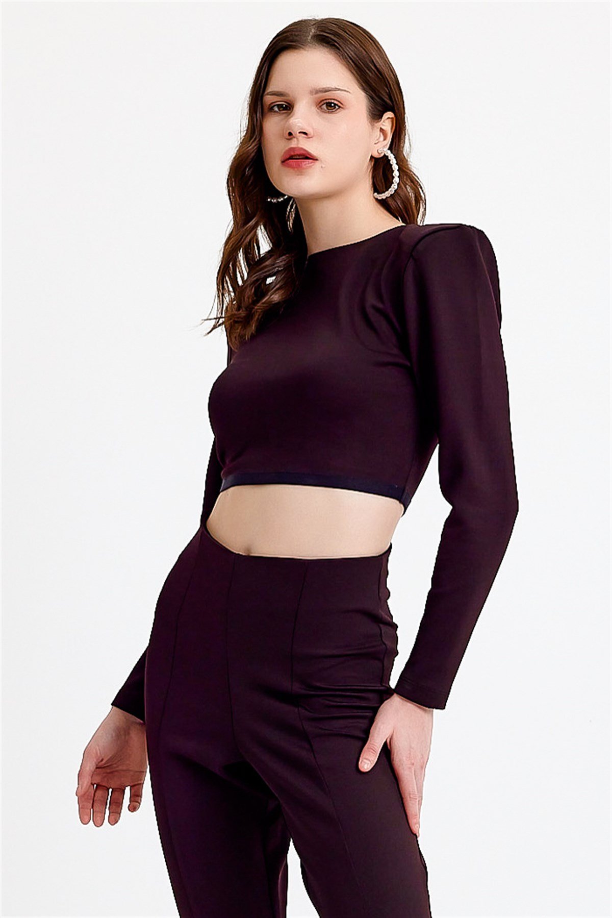 Siyah Vatkalı Crop Fit Bluz