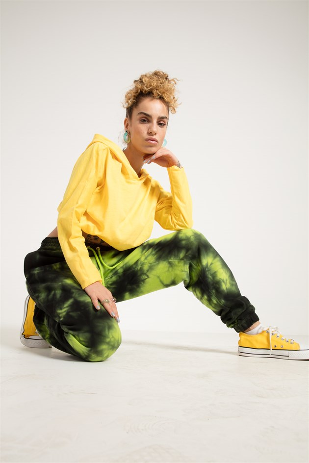 Crop Fit Hoodie in Yellow with Dropped Shoulders