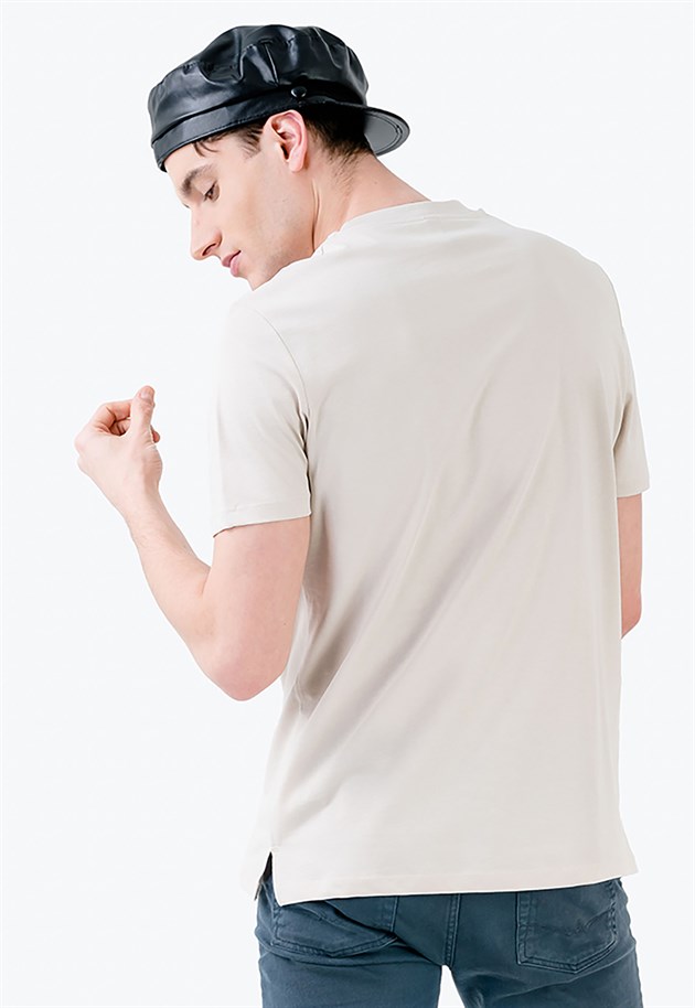 Plain T-shirt in Beige with Chest Pocket