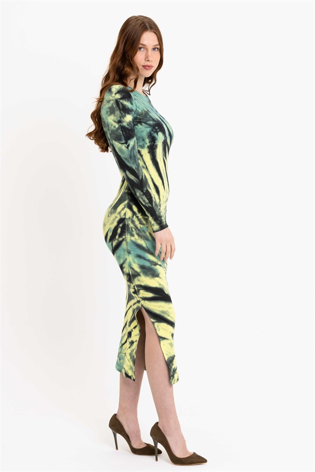 Batik Yıkamalı Yeşil Yırtmaçlı Örme Elbise