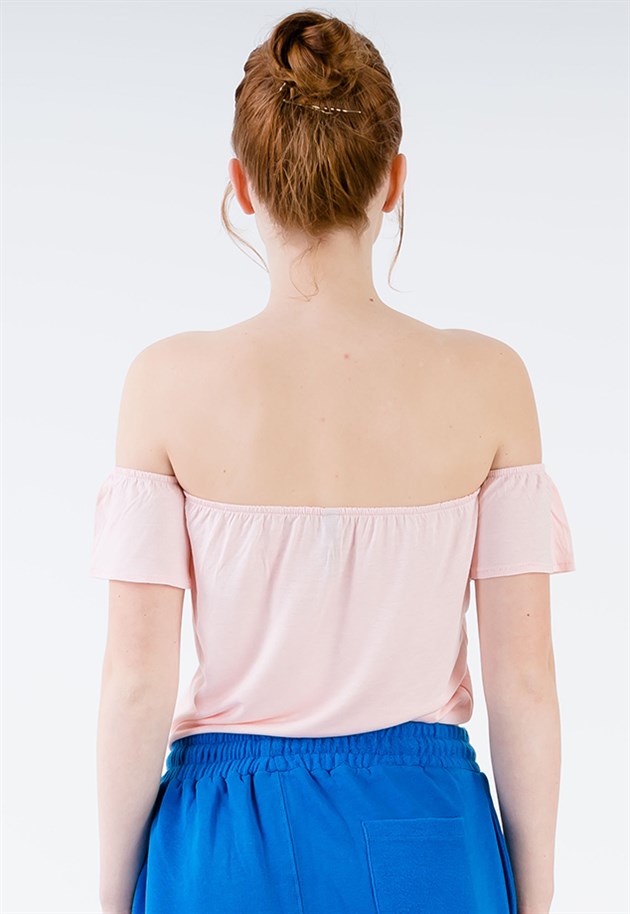 Off Shoulder Crop Top in Pink