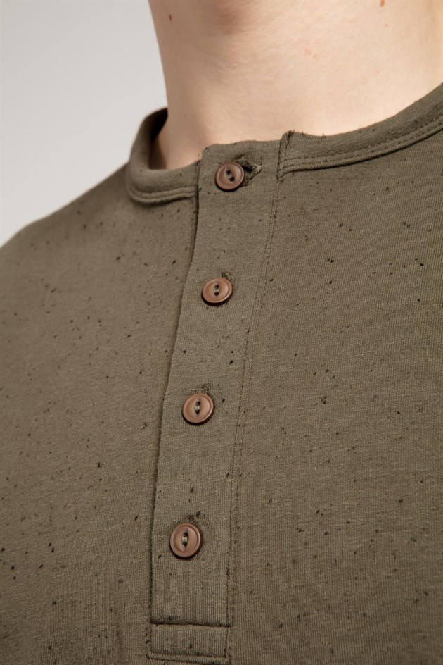 Crewneck Sweatshirt in Khaki with Button Placket