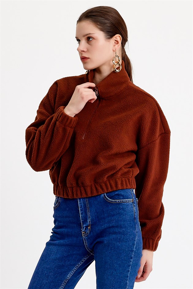 Koyu Kahverengi Dik Yaka Crop Fit Peluş Sweatshirt