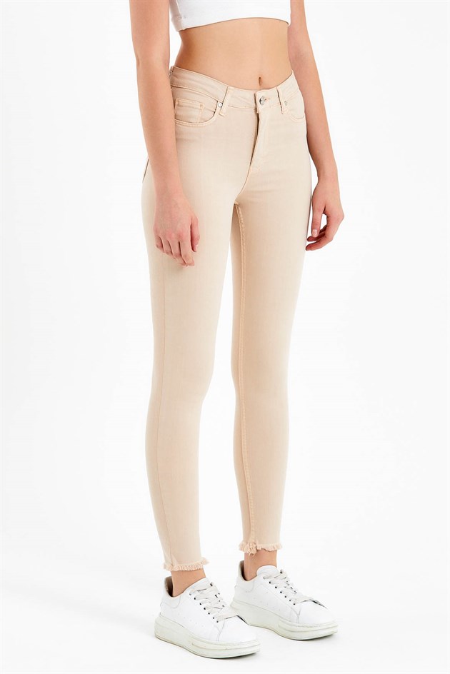 High Waisted Super Skinny Fit Jeans in Beige