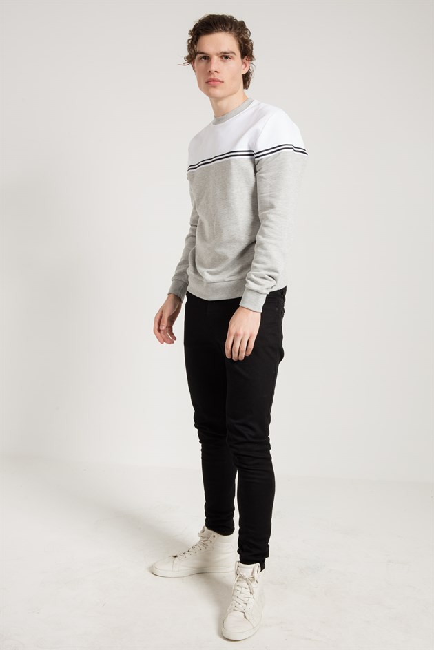Crewneck Sweatshirt in Grey with Color Blocking in White